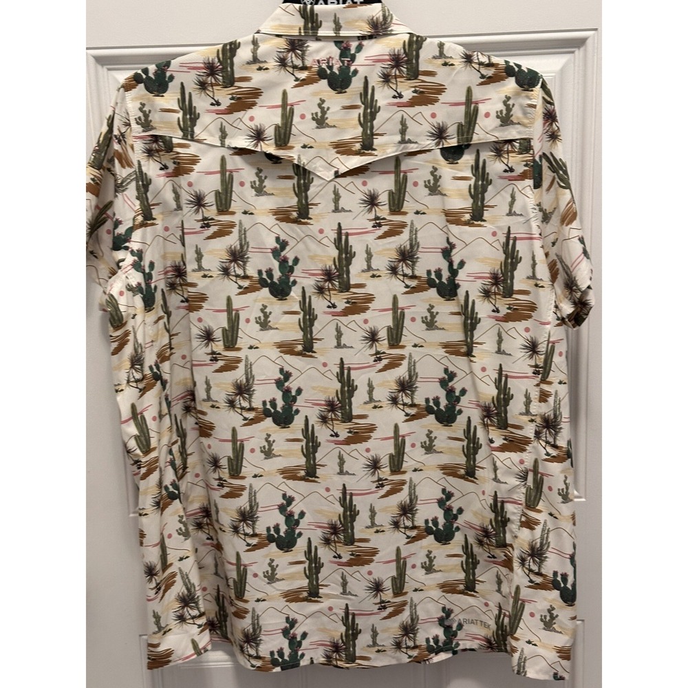 Ariat Western VenTek Short Sleeve Shirt, Womens Tan  Medium  NWT
